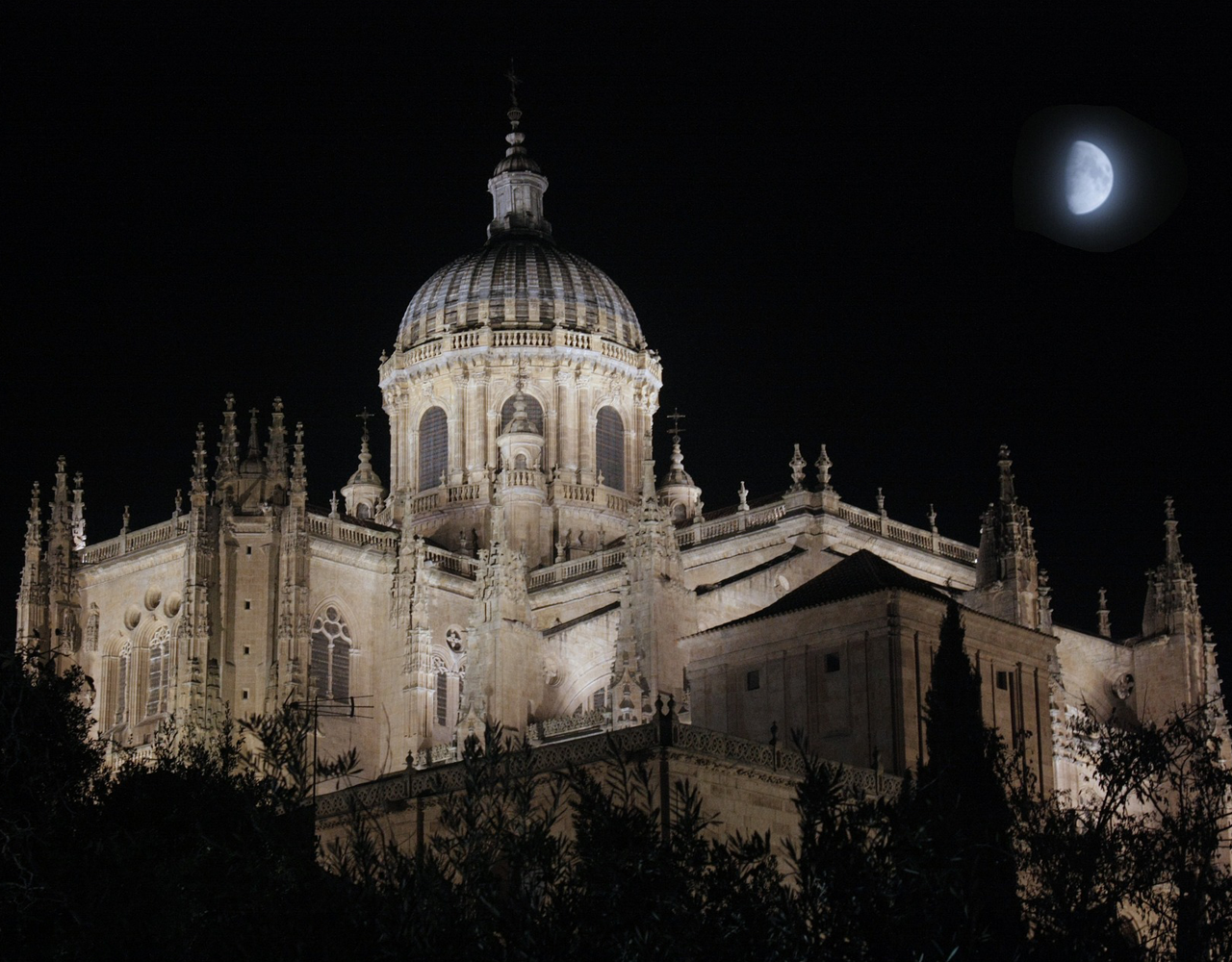 Una terraza con encanto en Salamanca monumental y nocturna